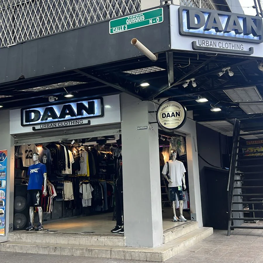DAAN Urban Clothing UNIVERSIDAD UG